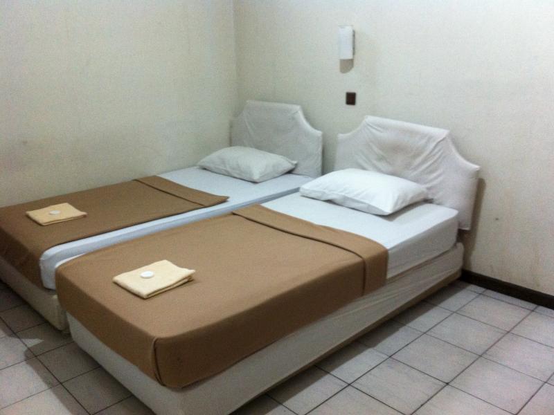 Hotel Indah 2*